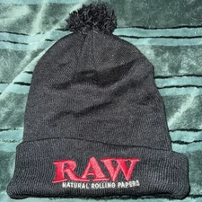 RAW X ROLLING PAPERS POMPOM HAT - BLACK  - One Size Fits All