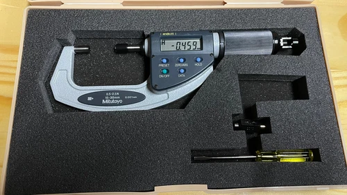 Mitutoyo soft touch micrometer CLM1-30QM 227-203