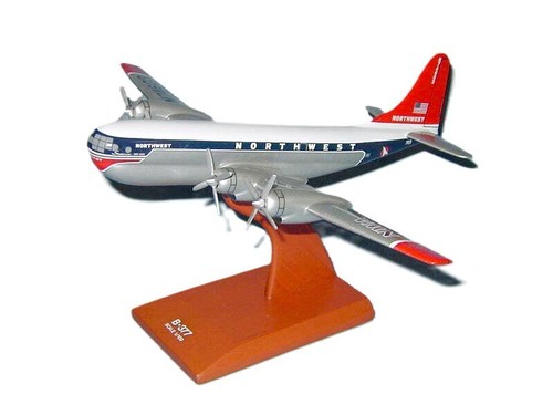Northwest Airlines Boeing B-377 Stratocruiser Desk Top Model 1/100 SC Airplane - Picture 5 of 10