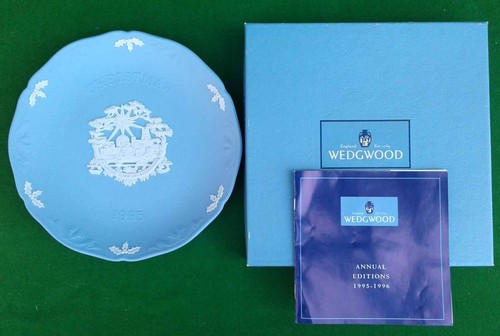 WEDGWOOD ANNUAL CHRISTMAS YEAR PLATES SELECTION - BOXED. - Picture 18 of 112