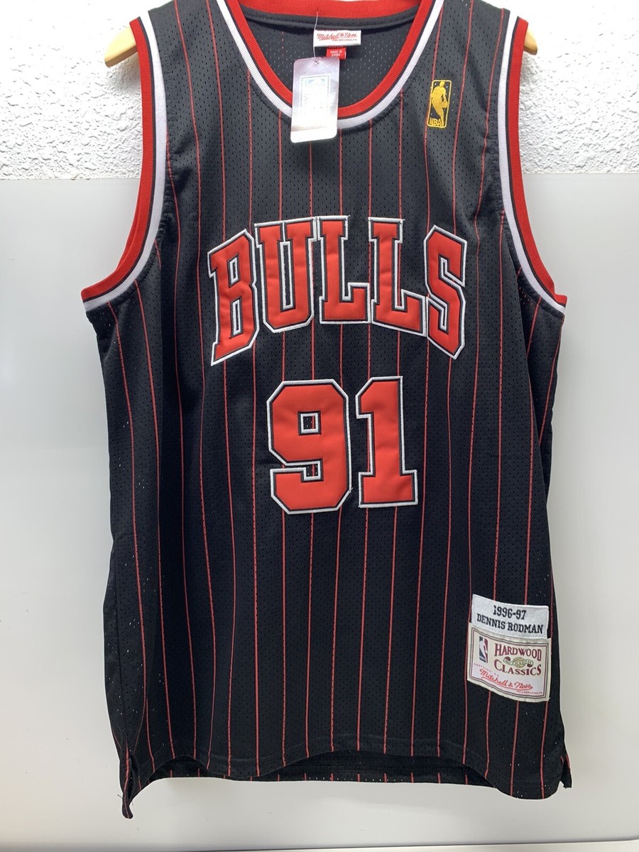トップス Mitchell&ness chicago bulls rodman 91 Dennis Rodman #91 Chicago Bulls Mitchell & Ness Jersey 1996