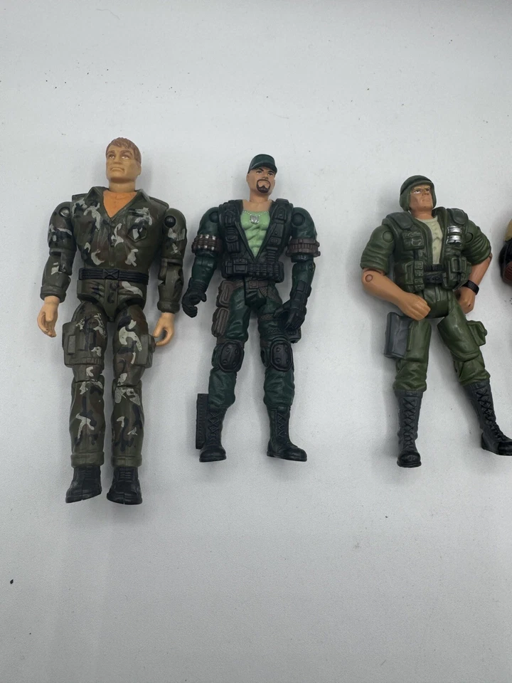 G.I. 2001 Figuras de acción Joe Frostbite + DUKE solo juguetes Hasbro de colección ARAH Foto 2 de 4