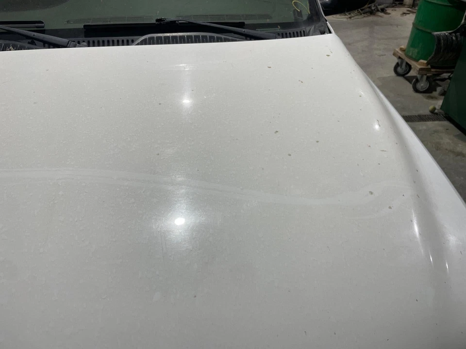 2000 - 2006 Chevy Tahoe Summit White-50U Hood Panel *(Dents) Foto 3 de 4