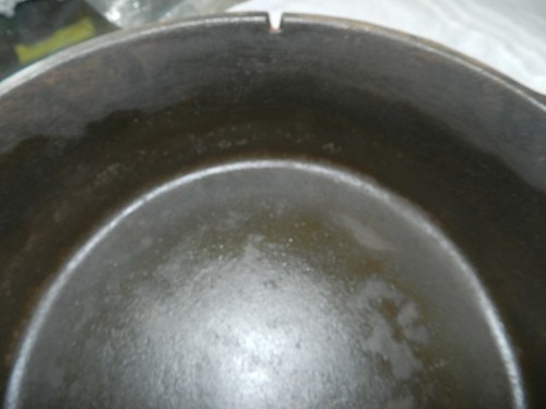 RARE VINTAGE CABELA'S CAST IRON 14 CAMP OVEN with SELF BASTING LID - Picture 9 of 12