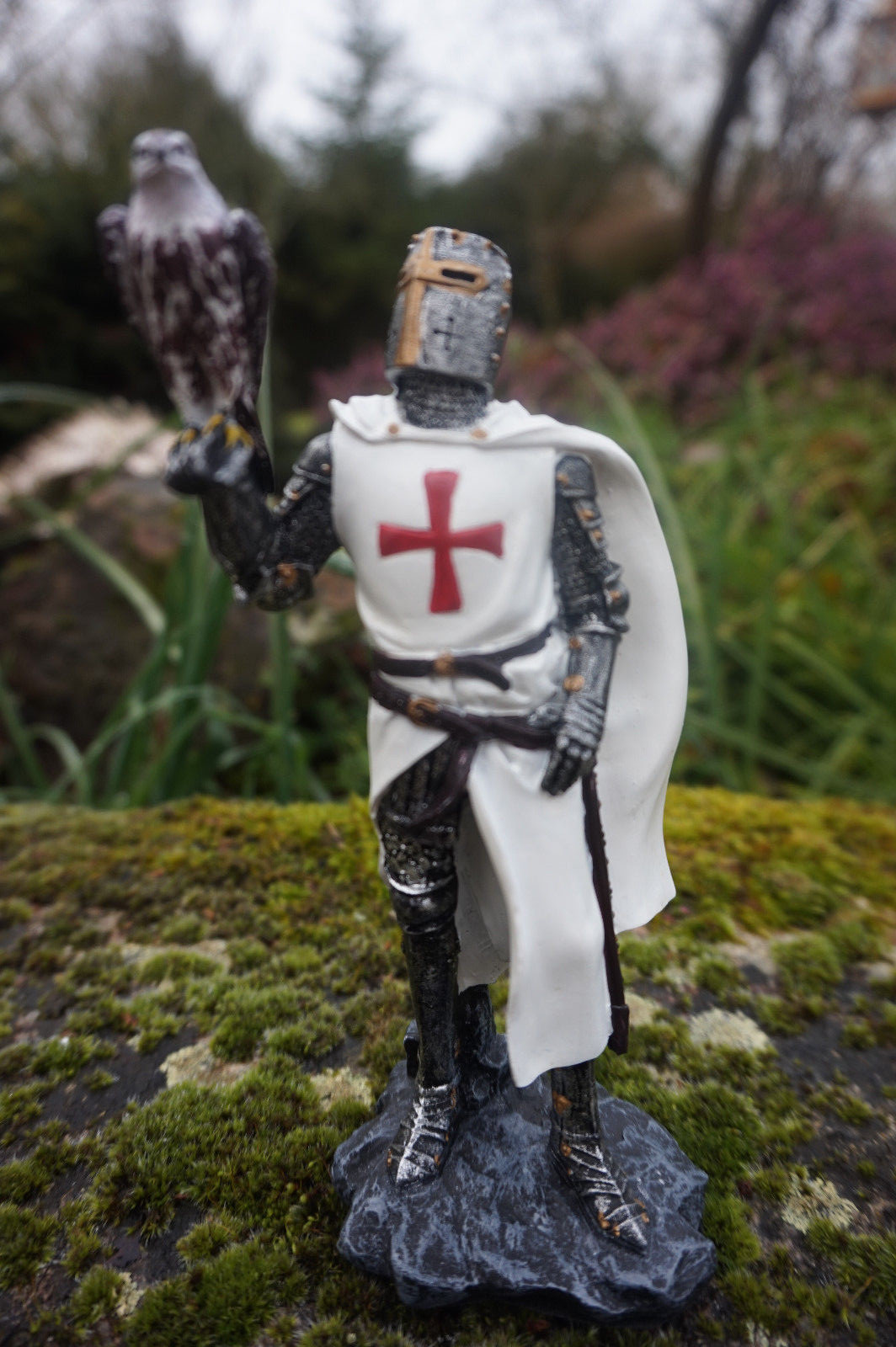 Figurine fauconnier croisé médiéval cadeau idéal pour passionné d'histoire