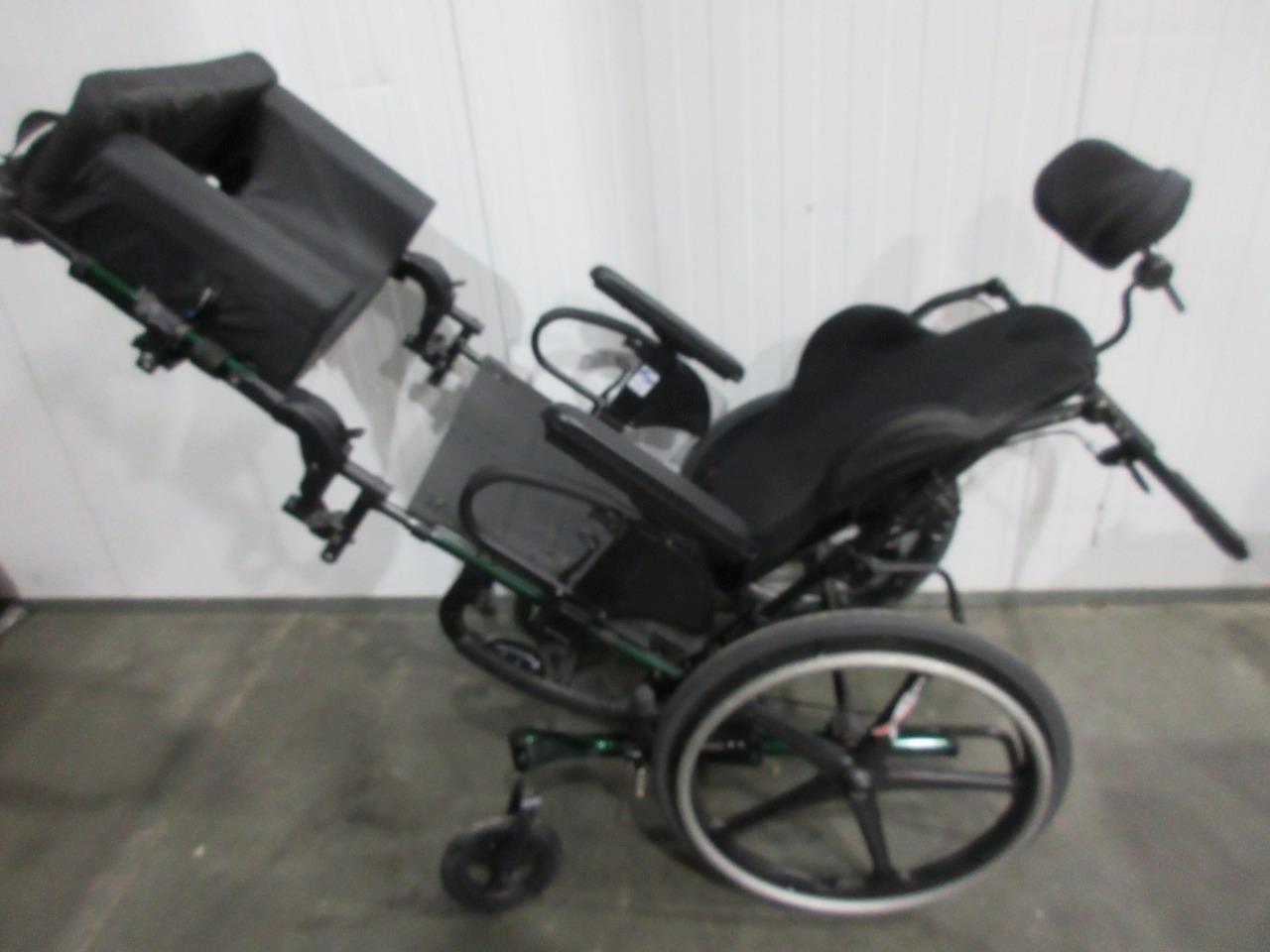 QUICKIE IRIS TILTINSPACE WHEELCHAIR ADJUSTABLE W/ JAY J3 BACK & XCORE
