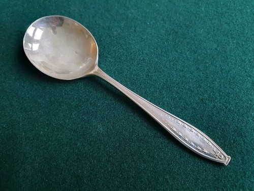 ANTIQUE STERLING SILVER FRUIT SPOON - 1924 SHEFFIELD - COOPER BROTHERS - 20g