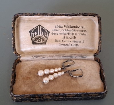 Original Art Dèco Silber- Perlen- Ohrringe, Echte Perlen, im alten Etui 