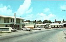 Postcard MOTEL SCENE Corbin Kentucky KY o/19 AI7420