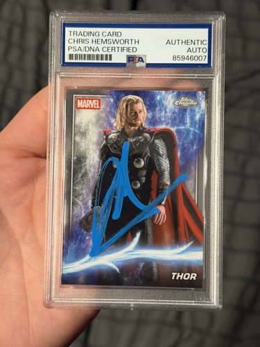 Thor Auto Chris Hemsworth 2025 Topps Chrome Marvel Studios Card PSA 