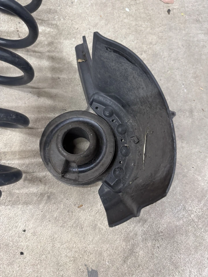 AUDI A4 S4 A5 S5 2009-2017 (B8 8K 8T) JUEGO DE MUELLES HELICOIDALES SUSPENSIÓN TRASERO ESTÁNDAR Foto 2 de 4