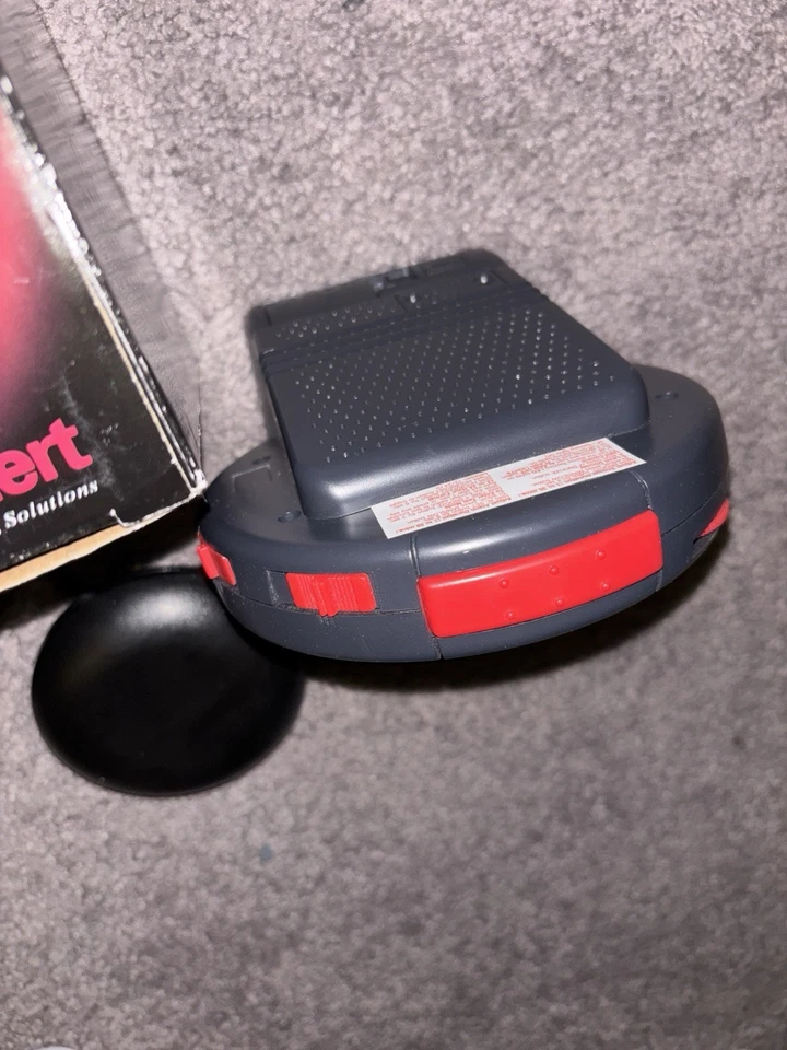 Reloj despertador Sonic Alert Sonic Bomb doble extra fuerte con agitador de cama negro sueño Foto 3 de 4