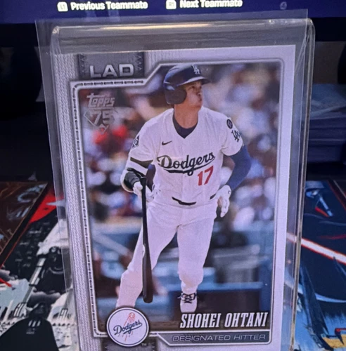 New ListingTopps 2026 Series 1 75th Anniversary Shohei Ohtani #200 Los Angeles Dodgers Card