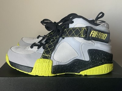 Nike Air Raid Wolf Grey Venom Green 2014 Size 11 Sneakers 642330-001