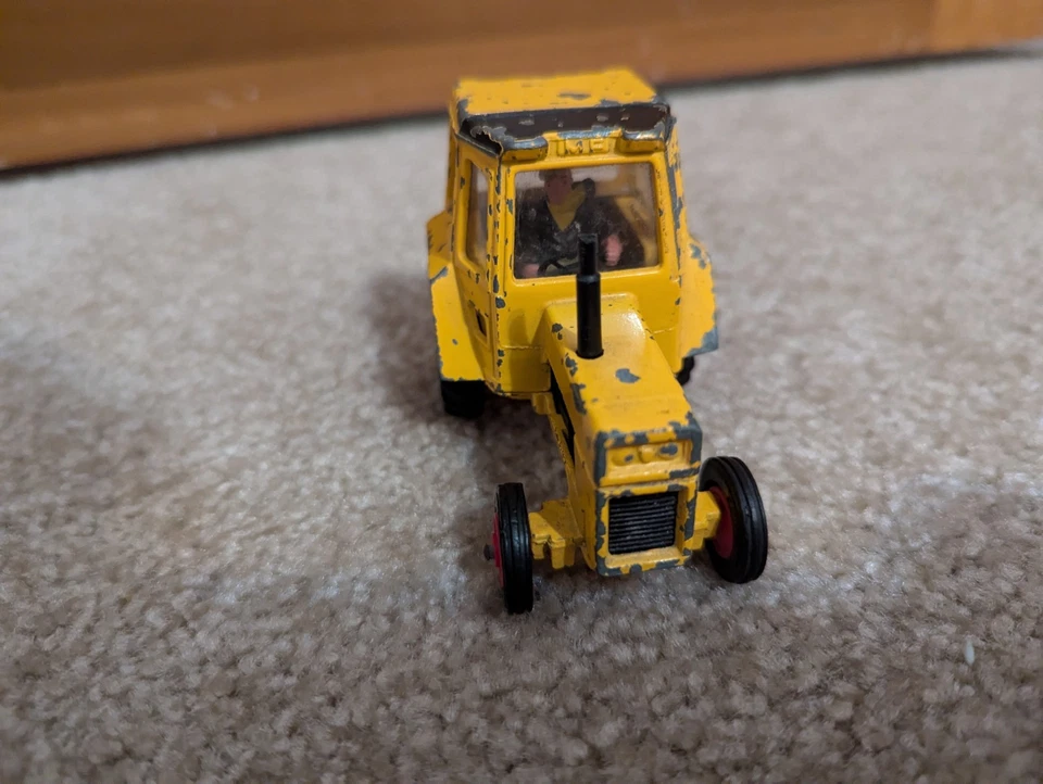 Corgi Massey Ferguson MF-50B Tractor E - Image 2 of 4