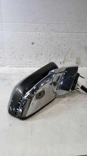 Used Right Door Mirror fits: 2018 Lincoln Mkz Power approach lamps heated painte