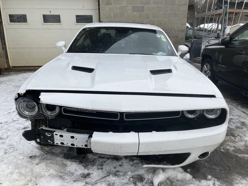 18 DODGE CHALLENGER Windshield Glass (humidity Sensor) (no shipping) - Image 2 of 4