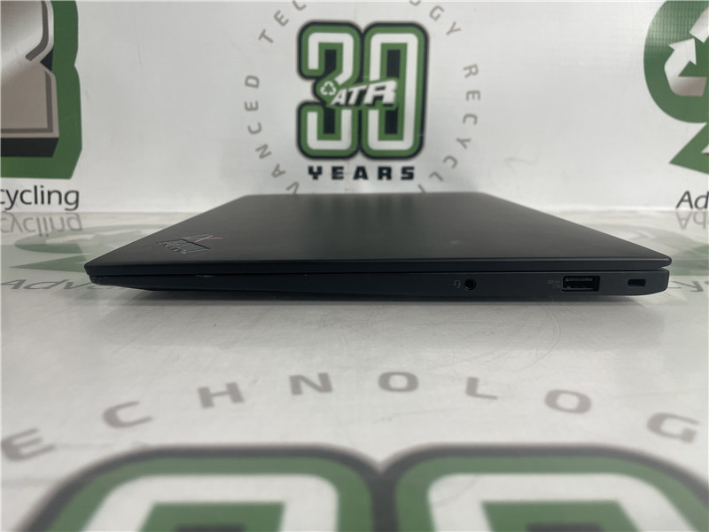 LENOVO THINKPAD X1 CARBON 9TH GEN, 14-Inch Laptop, with Intel Core i5-1145G7