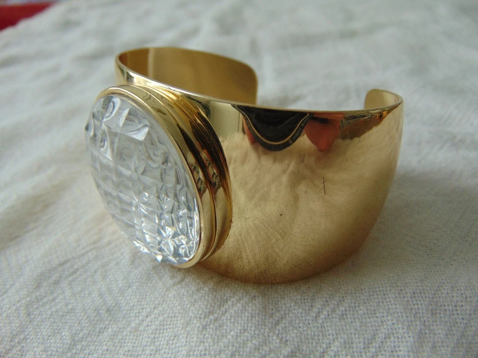 Sarah Jessica Parker SJP New York Sparkle cuff solid perfume compact front - Image 2 of 4