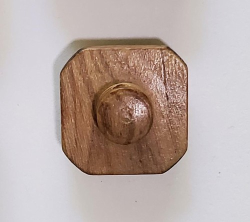 Olivewood Handcrafted Square Shank ANTIQUE BUTTONS 34L - 27/32" - 21mm (B142) - Picture 2 of 5