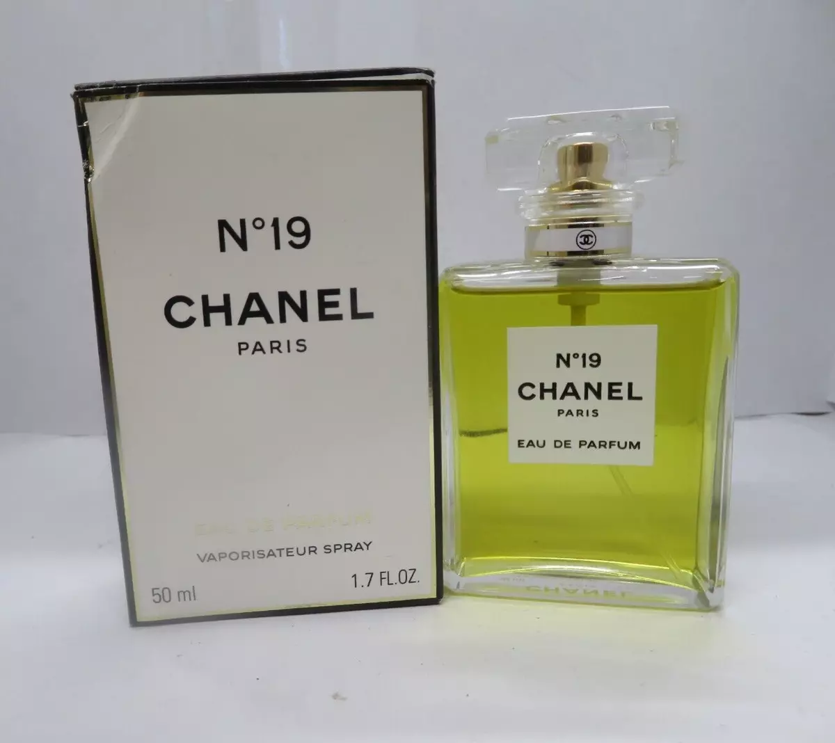 Chanel No.19 Poudre Eau De Parfum Spray 50ml