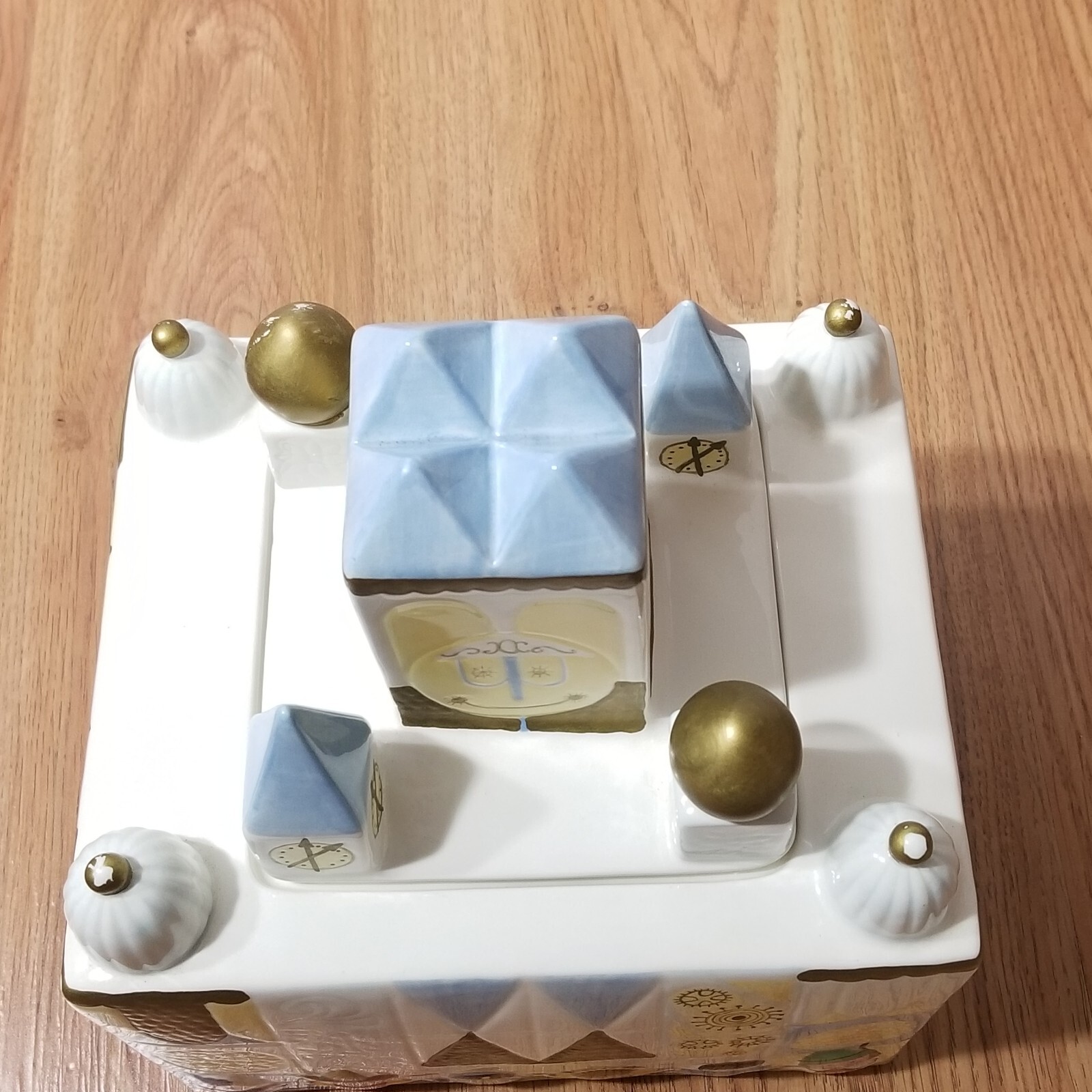 Picture 22 of 24