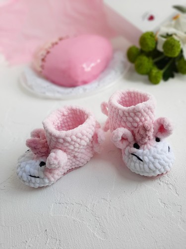 Pregnancy gift Baby Shoes Booties for girl Unicorn Baby Shower Gift New mom - Picture 5 of 8