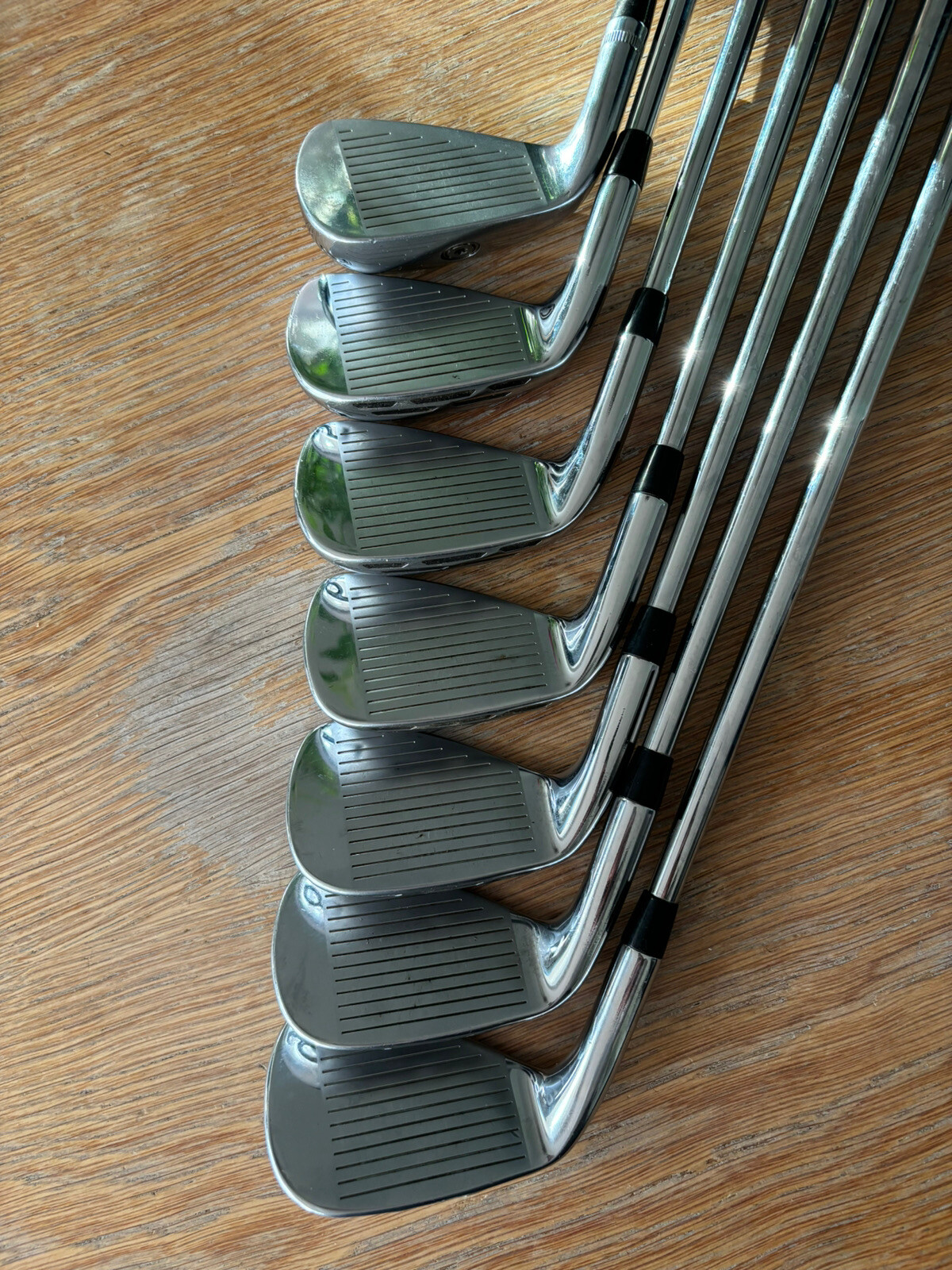 Wilson Staff D7 Golf Iron Set 4PW. Utility 4 Iron. Stiff. 1