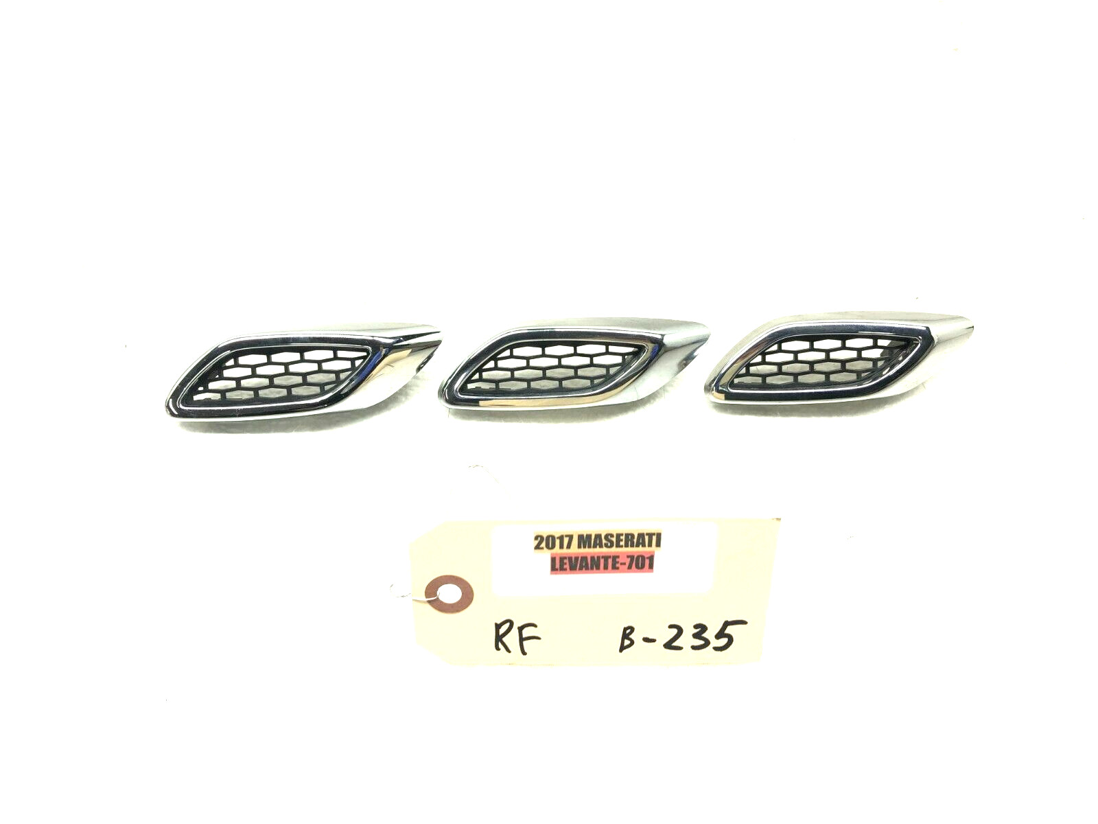 2017-2020 MASERATI LEVANTE RIGHT PASS FRONT FENDER VENT GRILL TRIM SET X3 OEM