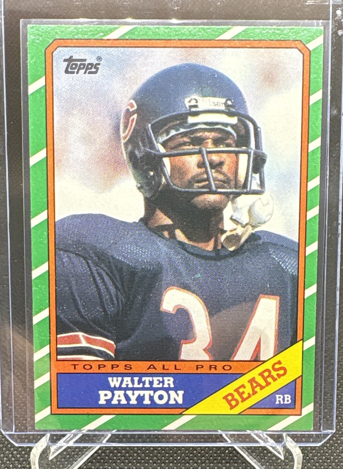 Walter Payton #11 Football Cards 1986 Topps trading card — raw and PSA graded price guide