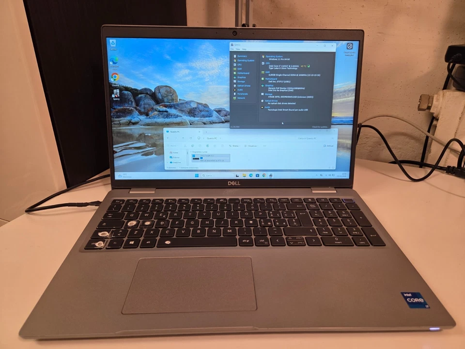 Dell Latitude 5520 · i7-1165G7 · 8GB · 512GB, foto 1 di 5