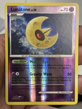 Pokemon Card - Lunatone Supreme Victors 32/147 Reverse Holo Rare NM