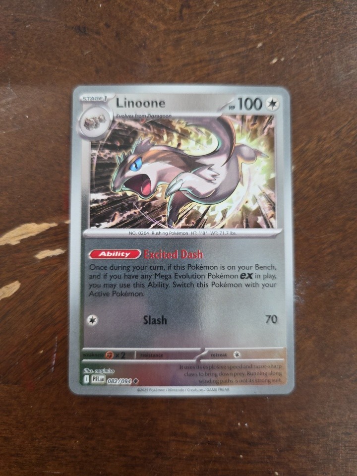 Linoone 082/094 Reverse Holo Pokemon Card 