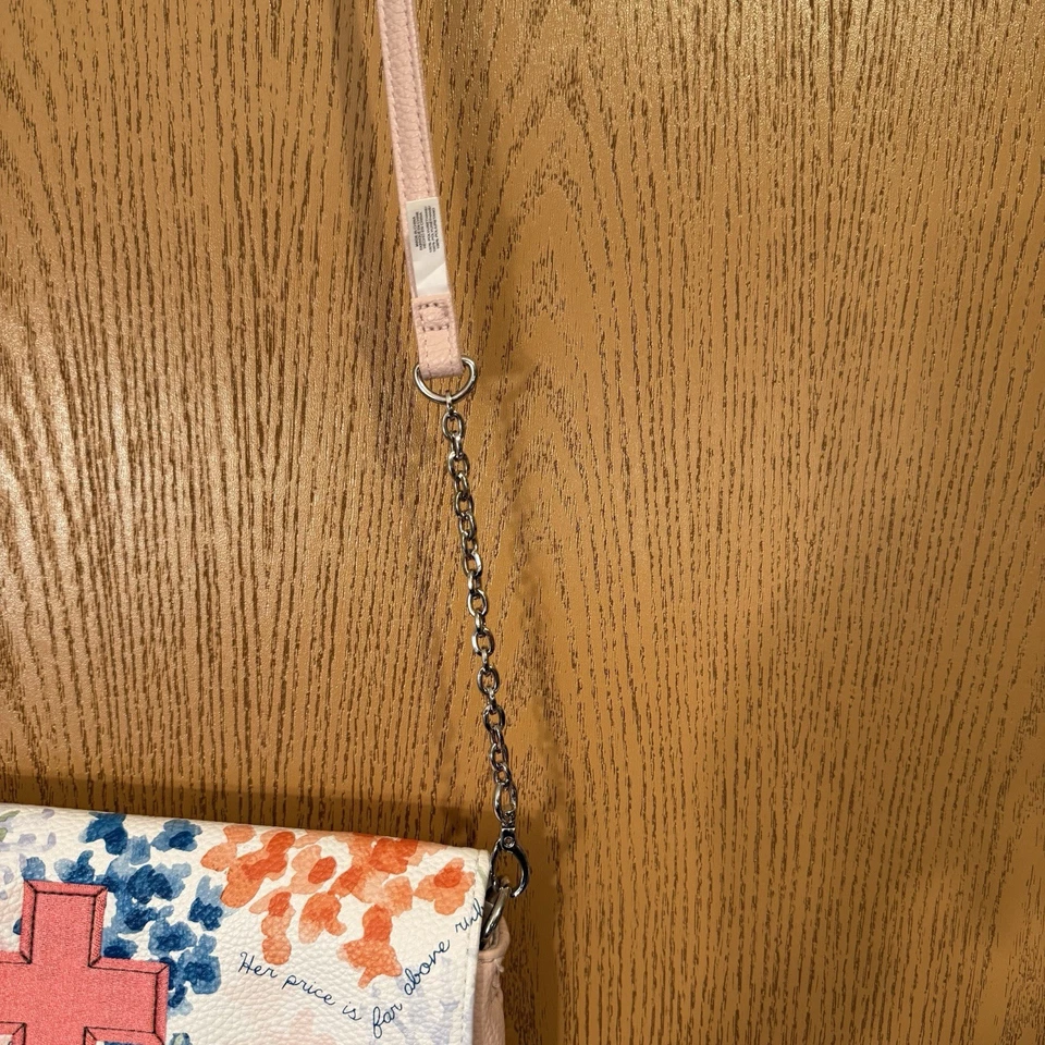 31 Bolso Bandolera Cuero Sintético Floral con Cruz Foto 4 de 4