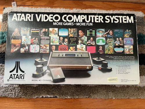 Atari Video Computer System Vintage 1980 With Controllers and Paddles No Manual