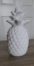 7" Light Up White Pineapple Figurine Hawaiian Dorm Decor Novelty Gift Pre-Owned