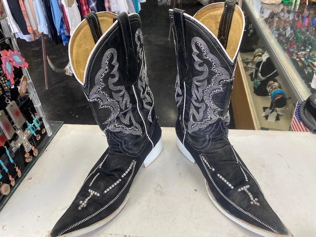 Men's White Diamonds Rhinestone Cross Pointed Toe Western Boots Size 9 (Mex  28)