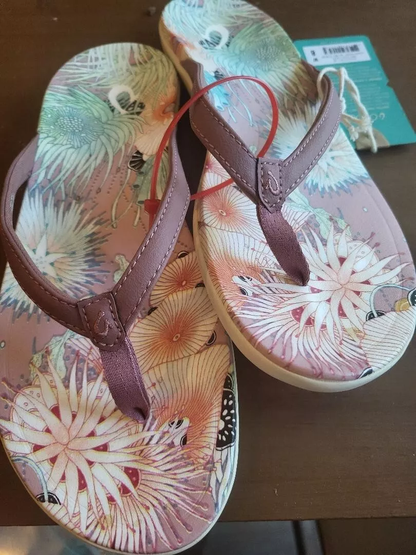 Ash shoes flip best sale flops