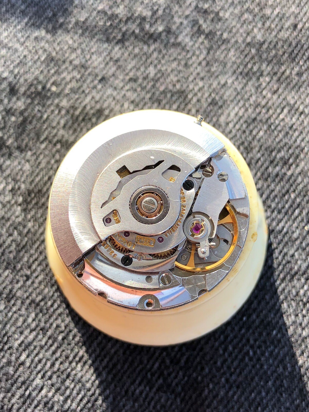 Longines Automatic Conquest Movement Cal L633.1 N… - image 4