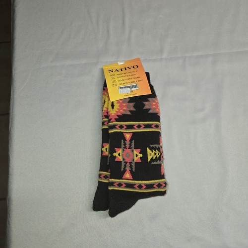 Nativo Socks Aztec Pattern Nwot Black Medium - Picture 2 of 4