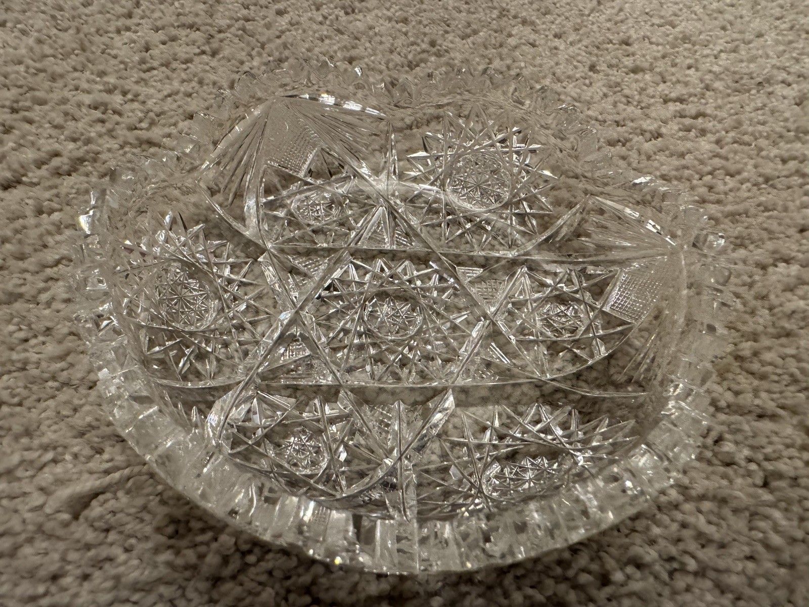 Vintage Star Pattern Cut Clear Glass Candy Bowl 5”