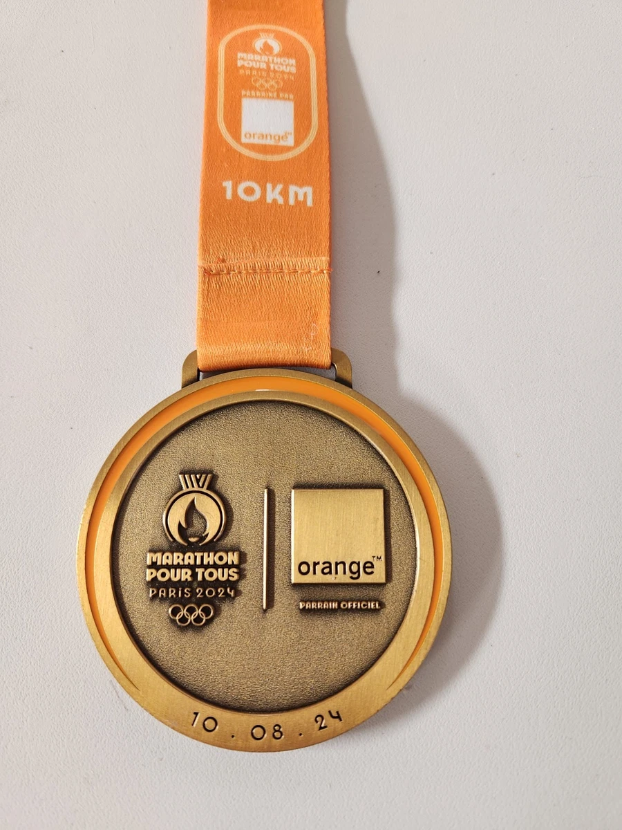 Plaque Commémorative + Serviette Jeux Olympiques Paris 2024 – Collector