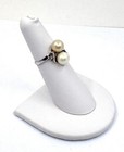 STERLING SILVER 2 PEARL RING. the ring is made in Italy  size 5.5 — photo 3