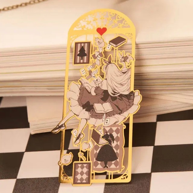 APEX TOYS Alice Dreaming Time Liddell Girl Figure New with Metal Bookmark