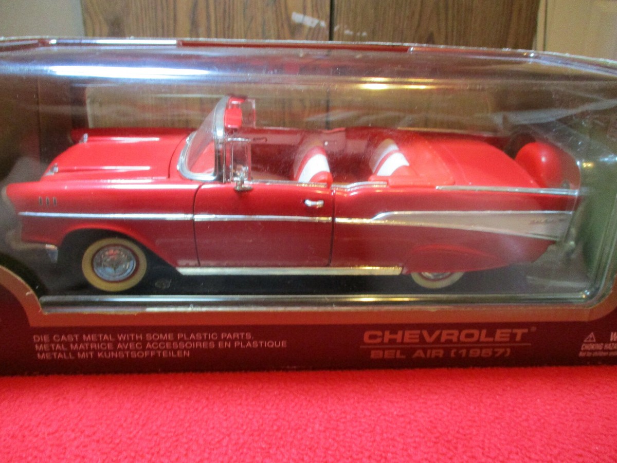 Road Legends 1957 Chevrolet Bel Air Red Convertible 1:18 Die Cast