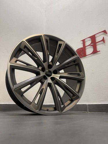 1x Original Audi Q8 SQ8 23 Zoll Felge 4M8601025R 4M8601025AT 23“ .