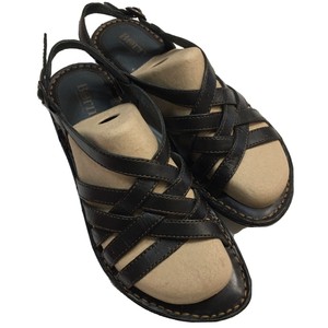 born black leather sandals