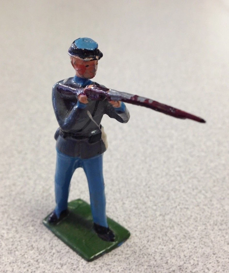 Old britains store lead figures