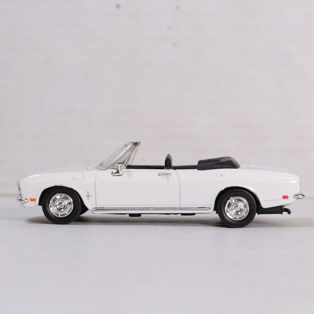 Road Signature 1969 Chevrolet Corvair Monza 1:43 White (254080) | eBay