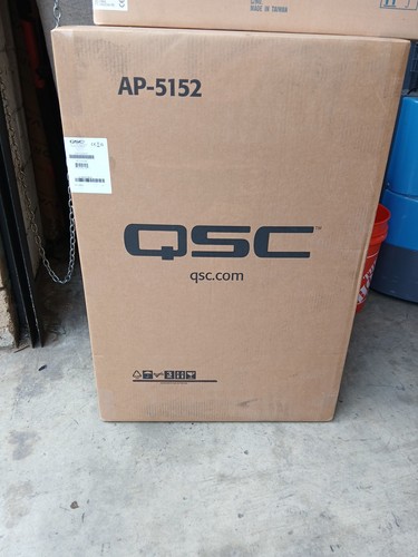 QSC AP-5152 Professional Loudspeaker - Picture 3 of 4